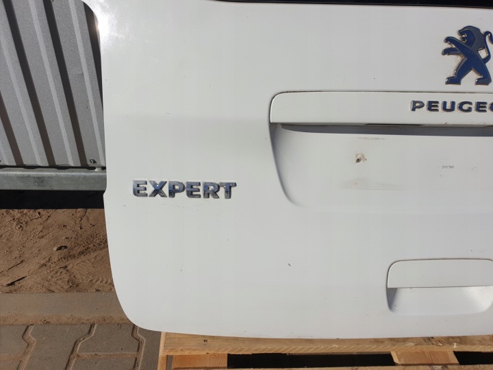 фото №8, Peugeot expert iii proace zafira крышка багажника лак запчасть niemalowane