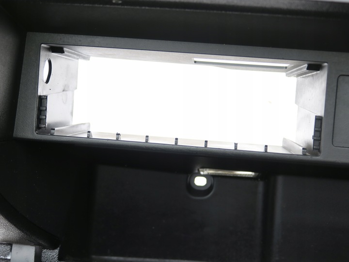 фото №12, Бардачок пассажира pod сменник чёрный soul европа audi a3 8p 03-