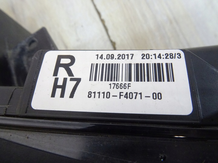 фото №9, Toyota c-hr повний led лампа права 81110-f4071-00 llu wz