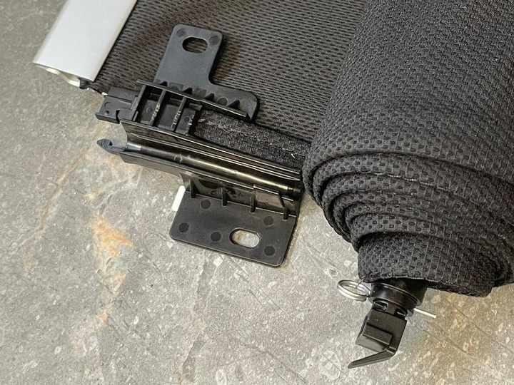 фото №10, Ролета сонцезахисна люк колір чорний чорна 4g9877307b 5l9