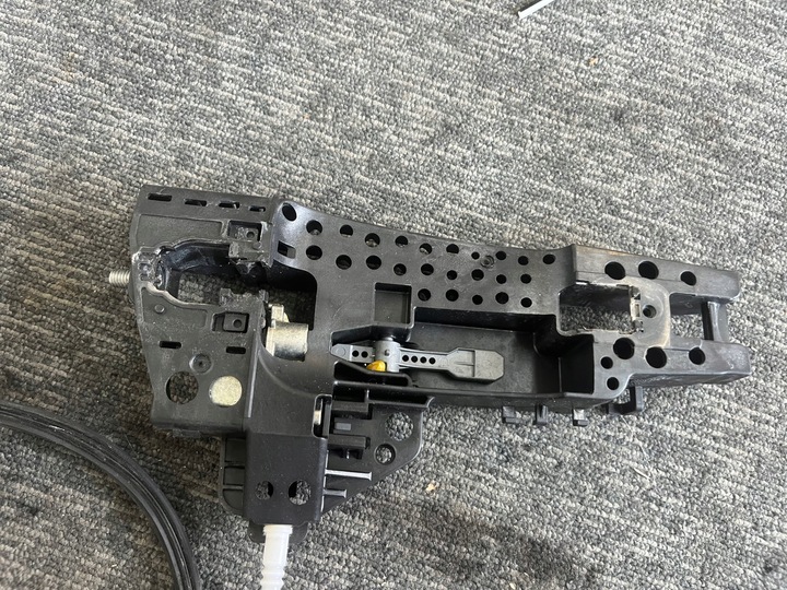 фото №10, Audi a7 c7 s line 3.0 tdi 2011r замок дверь правый зад оригинал европа