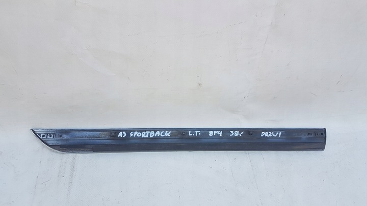 фото №2, Audi a3 sportback 8p4 планка дверь левая зад оригинал.