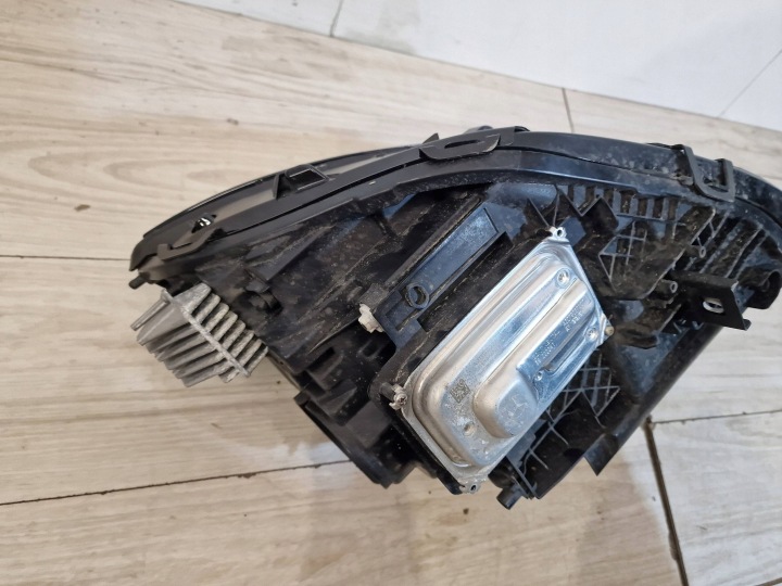фото №9, Mercedes eqa eqb a2439069000 полный led правая фара
