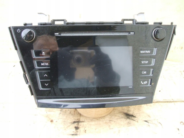 фото №1, Toyota prius plus + радіо навігація дисплей 86140-47231 panasonic