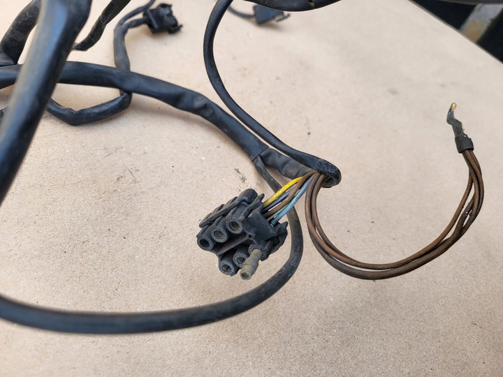 фото №9, Джгут установка штекери з'єднувач гніздо mercedes 190 w201 1.8 b оригінальний номер європа