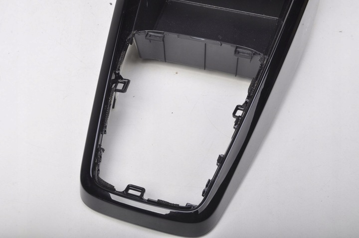 фото №6, Kia rio iv рамка туннеля среднего 84635-h8900