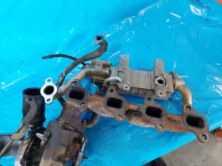 фото №8, Турбина rav-4,avensis t25 2ad 2.2 d4d 100519224e