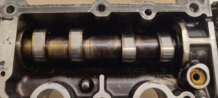 фото №13, Крышка клапанов валы vw touran i рестайлинг 1,4 tsi bmy