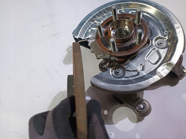 фото №12, Поворотный кулак зад задняя правая комплектная ford explorer vi 2020-