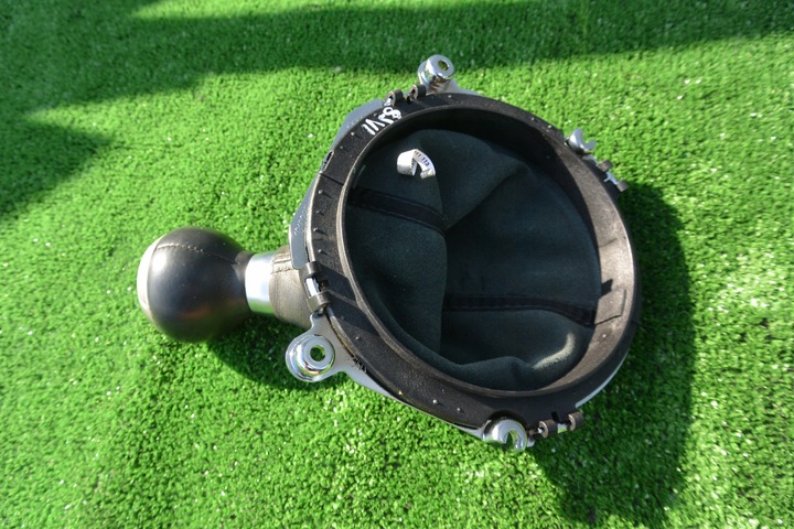 фото №7, Ручка чехол изменения коробки передач kpl audi tt 8j механическая коробка передач