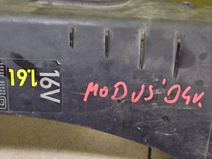 фото №11, Renault modus передняя панель усилитель 8200224763