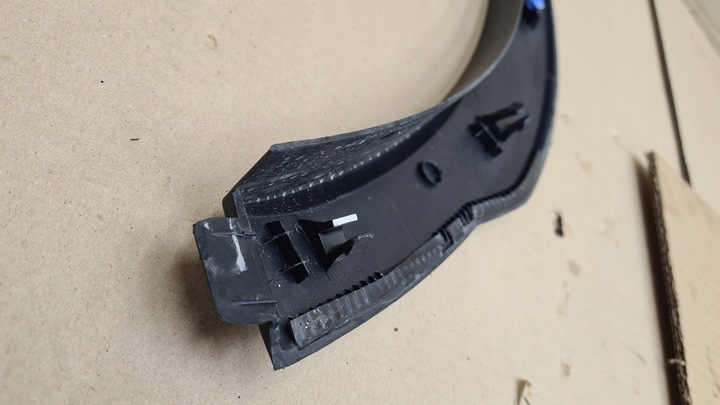 фото №16, Планка накладка крила права зад mg zs