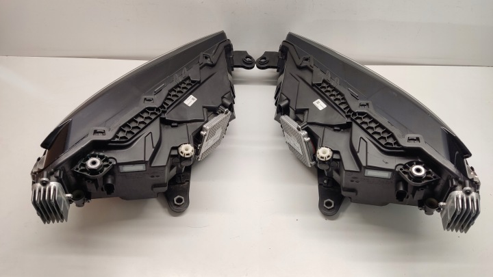 фото №16, Skoda superb iii рестайлинг 3v полный led комплект лампа перед 3v1941015d, 3v1941016d