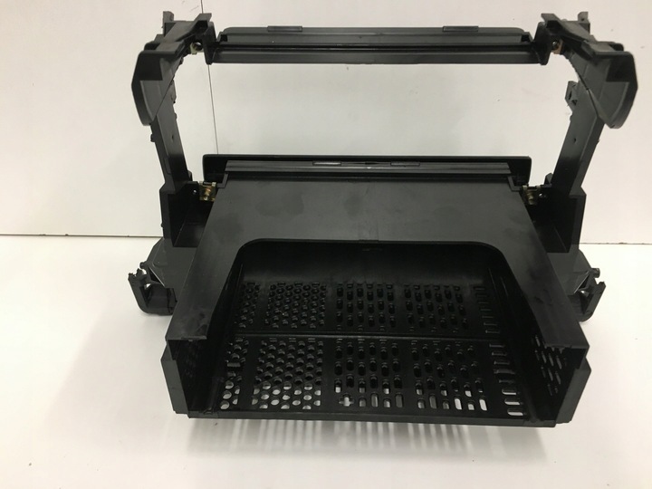 фото №11, Audi a6 c5 рамка корзина радио рестайлинг 4b0858005c