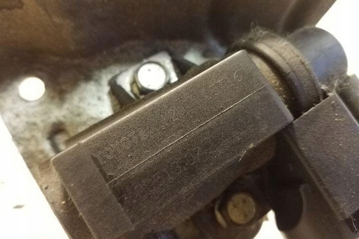 фото №6, Клапан электромагнитный toyota corolla verso zer_, zze12_, r1_ 258190r010