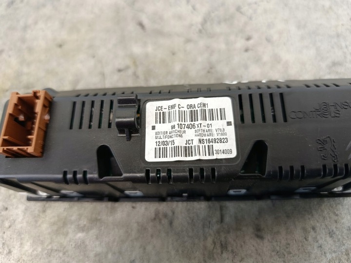 фото №6, Дисплей citroen c3 ii fl 98107406xt joohnson controols