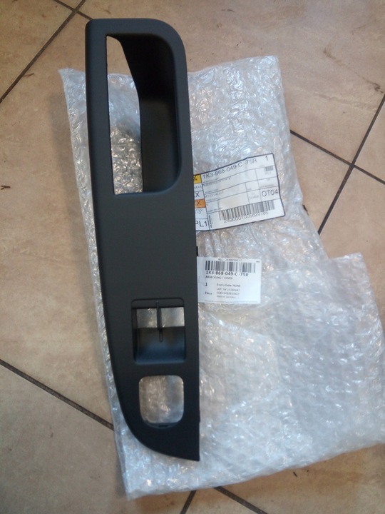 фото №1, Ручка накладка оббивка vw golf v 1k3868049c нова оригінал.