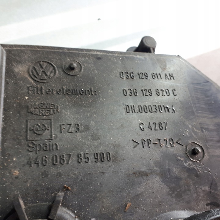 фото №6, Корпус фильтра воздуха octavia a3 bora 1j0129620