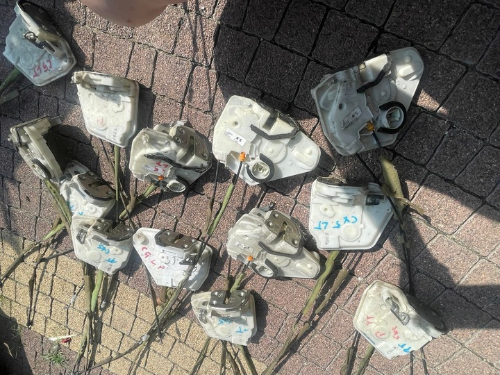 фото №1, Замок лівий праві зад mazda cx-5 ii