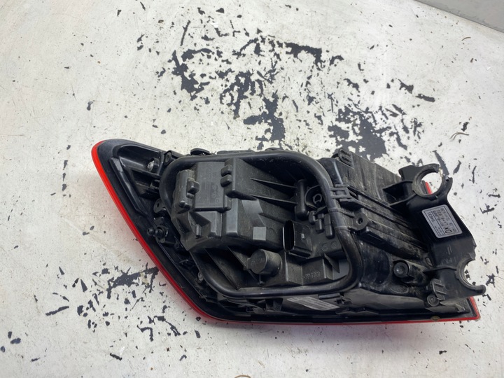 фото №9, Audi a4 b9 універсал лампа праві зад 8w9945070