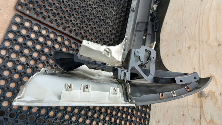 фото №11, Ford galaxy mk3 van бампер зад 58 pdc