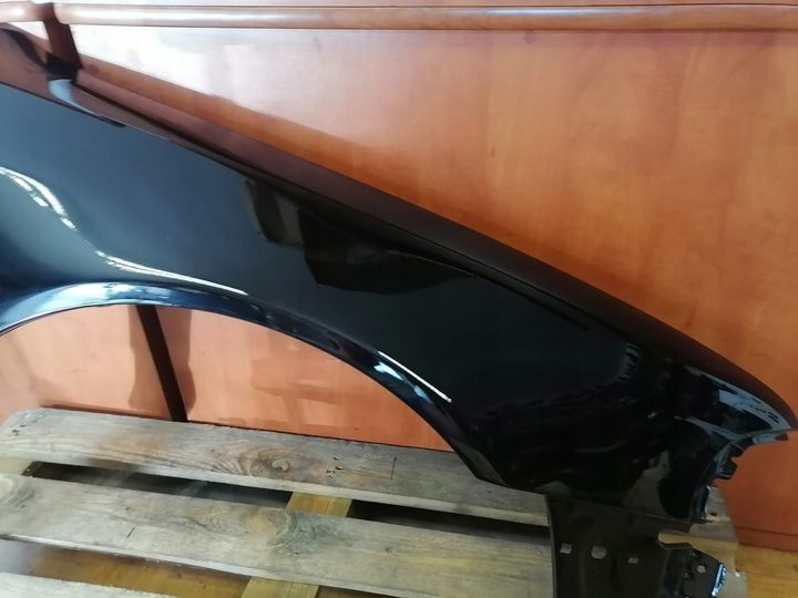 фото №10, Крило правий перед audi a4 b5 дорестайлінг ly9b з отвір na емблема