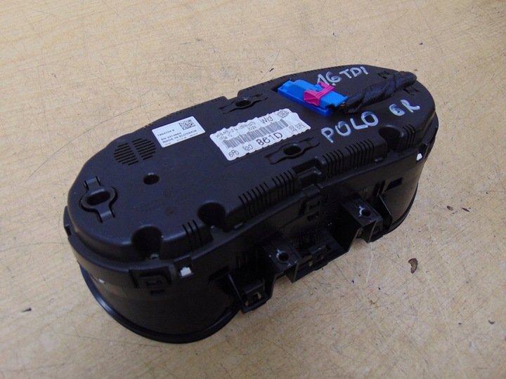фото №11, Спидометр манометр vw polo v 6r 1.6 tdi 6r0920861d
