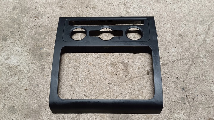 фото №1, Vw touran i захист рамка консолі 1t0858071s