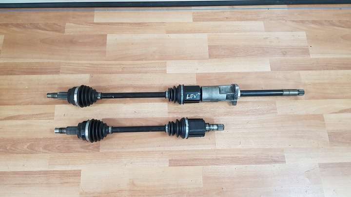 фото №1, Maserati levante полуось передняя левая 4x4