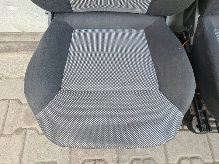 фото №7, Opel zafira b сидіння диван обшивки