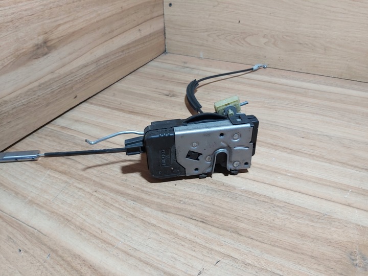 фото №1, Замок правые перед vectra c 24447341