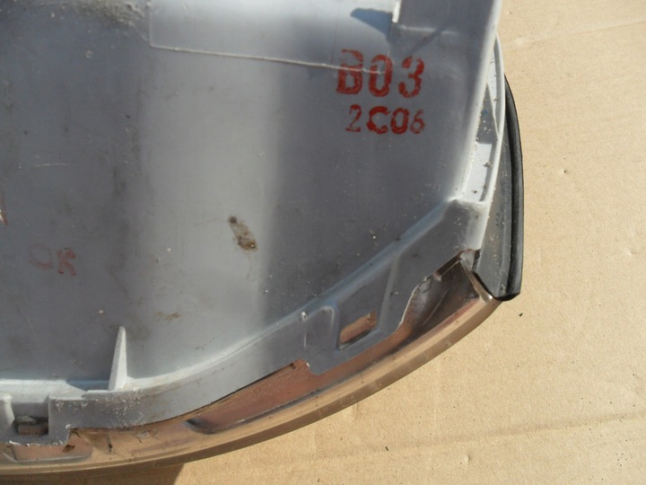 фото №12, Hyundai santa fe 2001 2002 2003 2004 2005 2006 лампа передняя правая