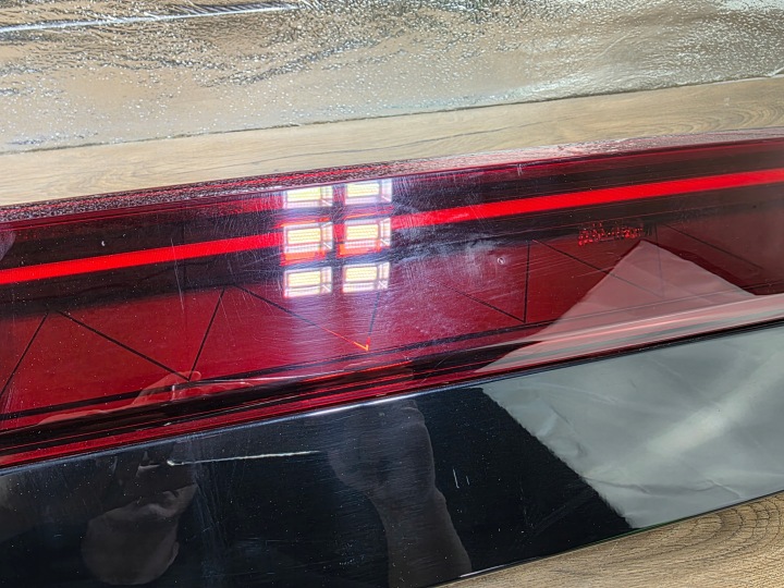 фото №7, Vw touareg iii 3 760 рестайлинг r фара зад задняя 760945307g