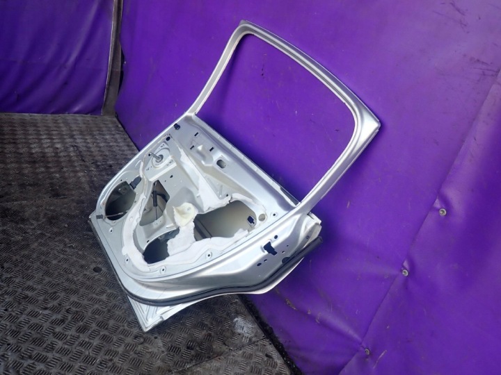 фото №8, Citroen c4 i hb 5d 04-08 дверь зад правое ezr