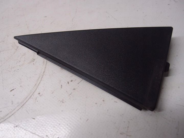 фото №1, Заглушка трикутник двері праві зад seat arona 6f0839638e