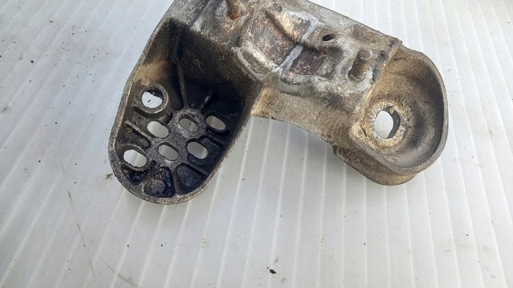 фото №5, Лапи двигуна vw passat b5 1.9tdi рестайлінг універсал 4b0199351d