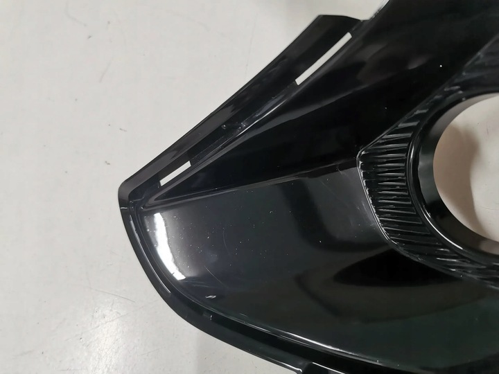 фото №12, Решётка бампера передней toyota yaris iv левая 184.