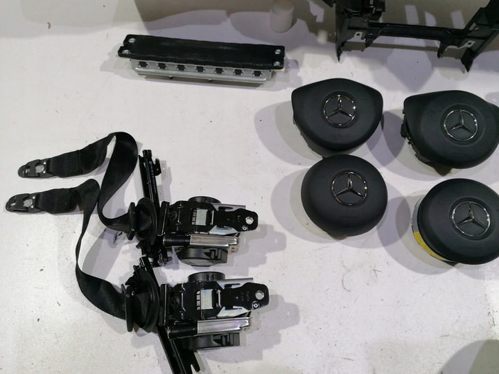 фото №5, Mercedes glc w253 панель консоль подушка безопасности ремни