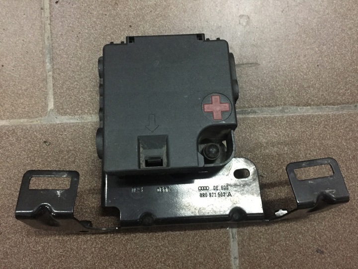 фото №1, Audi q5 8r розподільник струму 8r0971502a клема