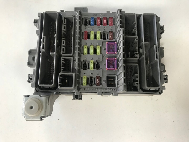 фото №1, Коробка запобіжників bsi accord viii tl0-s113