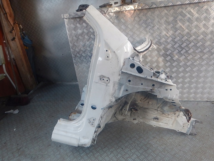 фото №1, Citroen c1 i peugeot 107 toyota aygo i права чверть перед передня