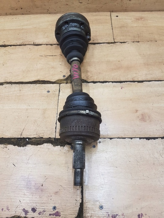 фото №1, Полуось левая короткая mercedes w638 vito 2.2 cdi