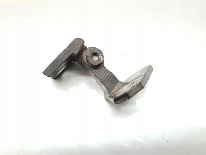 фото №3, Петля дверь правый зад vw golf v