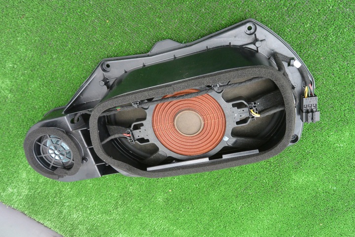 фото №6, Сабвуфер logik7 mercedes e-klasa w212 e63