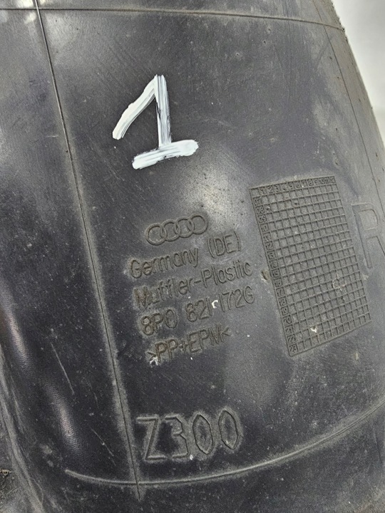 фото №9, Підкрилок праві перед audi a3 8p 8p0821172g