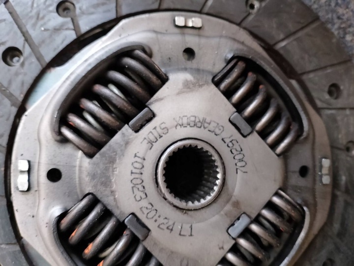 фото №9, Сцепление комплектные vw golf plus 030105271d 699548 101023 700297 1.4 16v