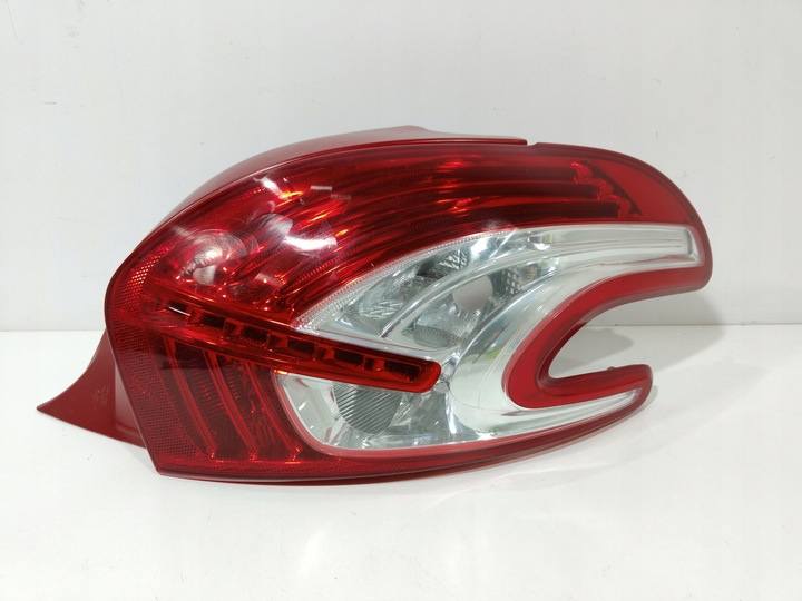 фото №8, Лампа правая зад задняя peugeot 208 i 1 led 9672628380 jak новая
