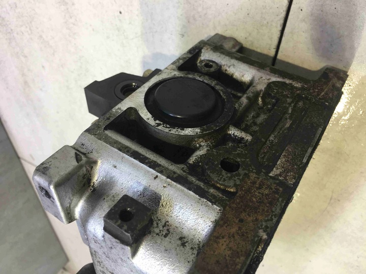 фото №7, Головка левая impreza 2.0 16v gc 718546