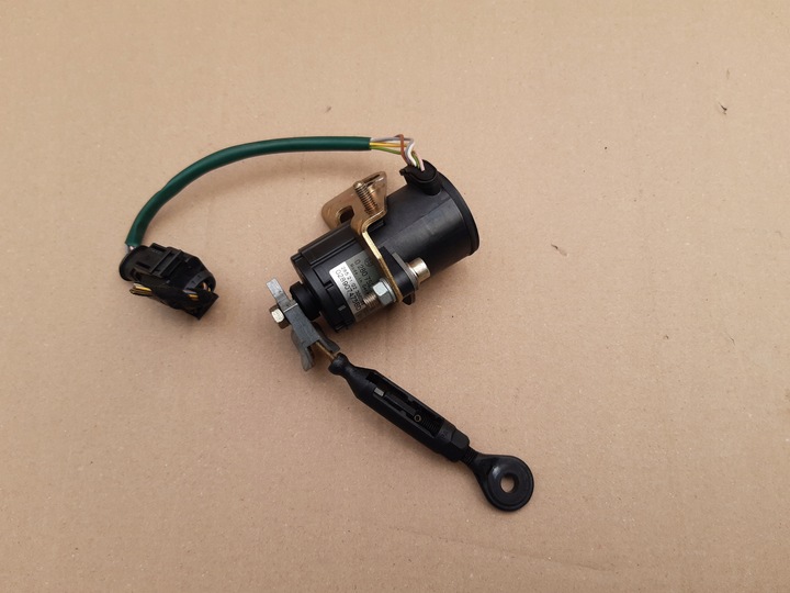 фото №4, Audi a8 d2 рестайлінг 4.2 v8 потенціометр газу 028907475bd 0280752022