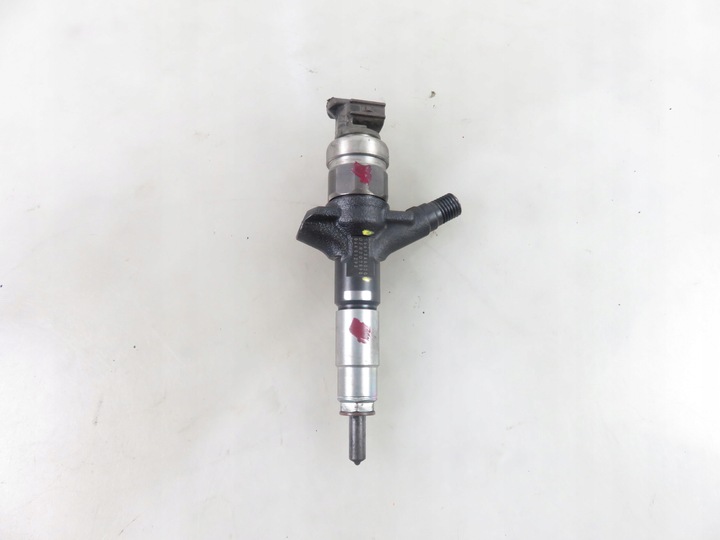 фото №1, Инжектор subaru legacy iv 2.0 d awd 16613aa020